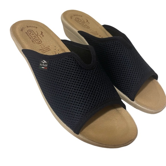 Fly Flot Flat Mule made in Italy soft and chic Retil price $120. new conditions - Picture 3 of 16